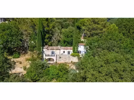 maison avec piscine et terrasse ménerbes (84)