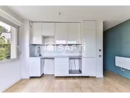 appartement t2 idéalement situé avec jardin privé