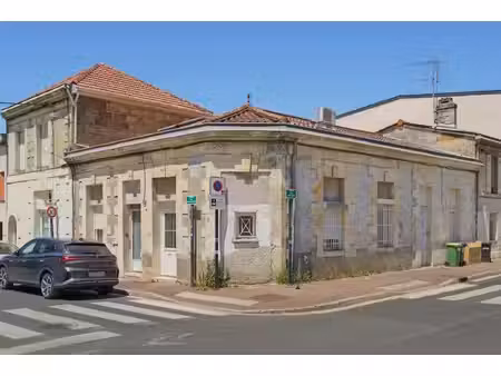maison de ville à cenon proche de toute commodité
