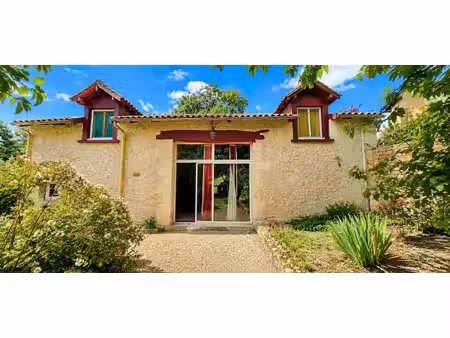 ancienne ferme en pierre de 150m2 avec piscine