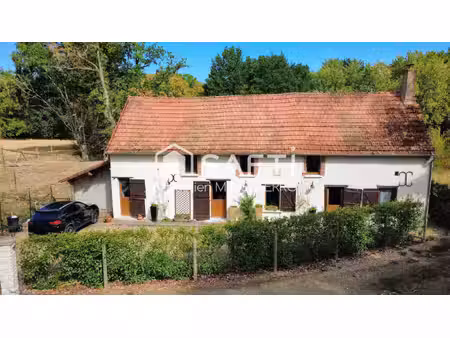 longère rénovée sur un domaine arboré de 4 hectares