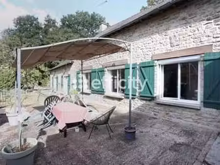 vente longère et corps de ferme à saint-aubin-du-cormier (35140) : à vendre / 183m² saint-