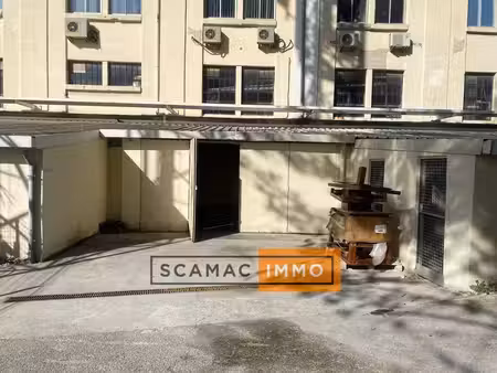 location entrepôt gardanne 13120 643m²