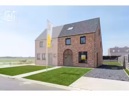 instapklare woning in aartrijke