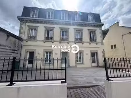 location appartement 2 pièces à landivisiau (29400) : à louer 2 pièces / 32m² landivisiau