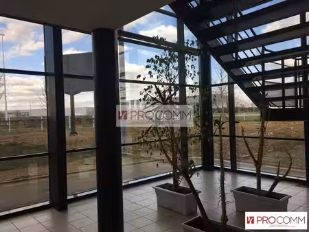 location bureaux 325 m²