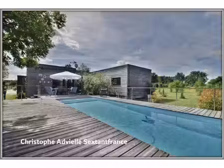 villa d'architecte ossature bois  plain pied   4 chambres   piscine  garage et atelier sur