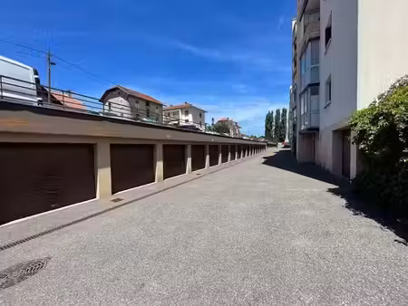 vente parking 15 m² à annecy (74000)  45 000 €