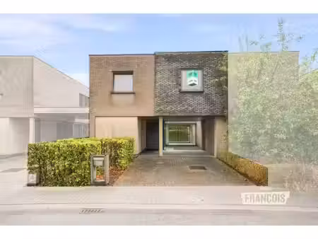 huis te koop in poperinge met 3 slaapkamers