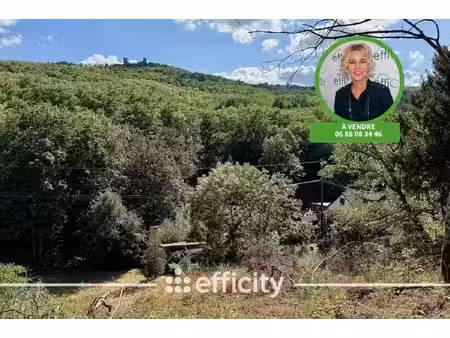 terrain - 841 m²