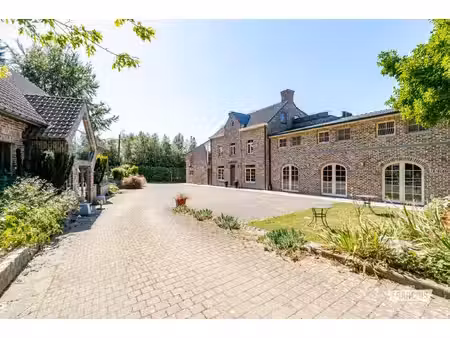 huis te koop in sint-lievens-houtem met 10 slaapkamers