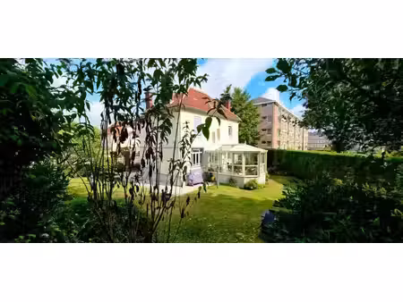 maison à vendre 7 pièces 190 m² - le quesnoy (59) - 315 000€