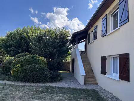 genas - maison 121 m² 4 chambres - terrain arbore 710 m²
