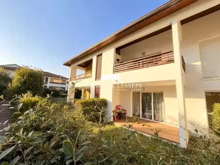 t2 rez de jardin