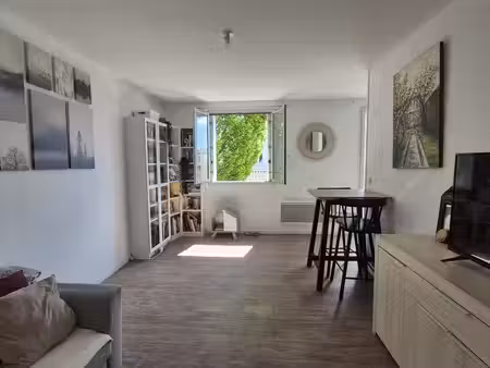 a vendre  appartement t3 à auch
