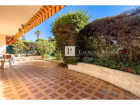 appartement - 3 pieces - jardin et terrasse 40m² - garage - beaulieu-sur-mer