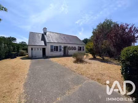 maison traditionnelle à locoal-mendon (56550)