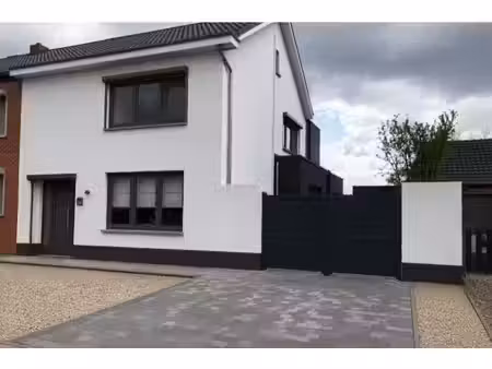 huis te koop in kuringen met 3 slaapkamers