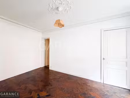 appartement 4 pièces à paris (75010)
