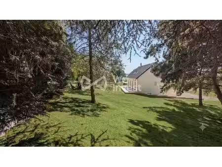 à la ferté-bernard  maison familiale avec dépendance et terra