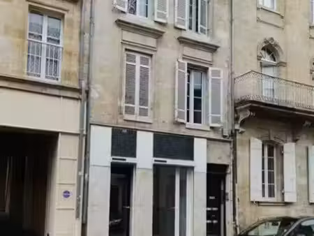 vente commerce 34 m² libourne (33500)