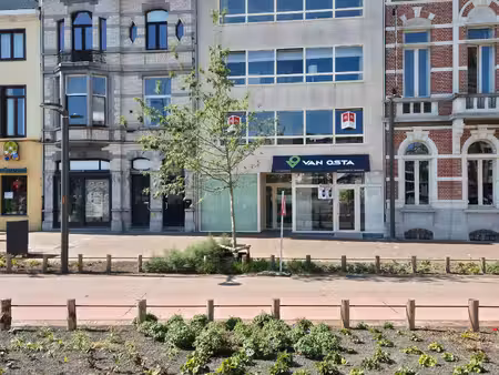 appartement te huur in sint-niklaas met 2 slaapkamers
