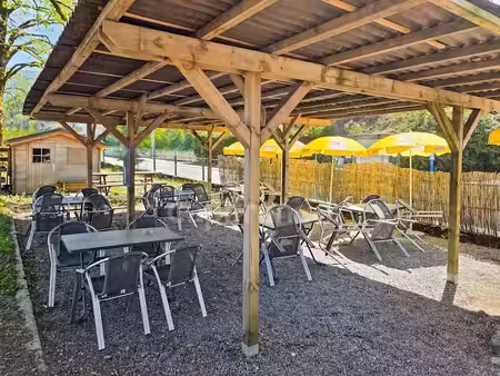 vente locaux professionnels 3 pièces 225 m² à la compôte (73630)  99 000 €