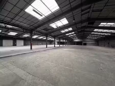 vente locaux professionnels 412 m² à canteleu (76380)  262 500 €