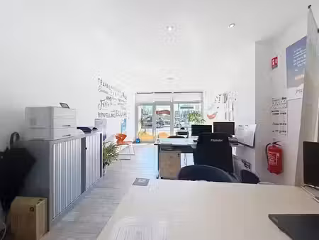 vente locaux professionnels 120 m² à rochefort (17300)  254 500 €