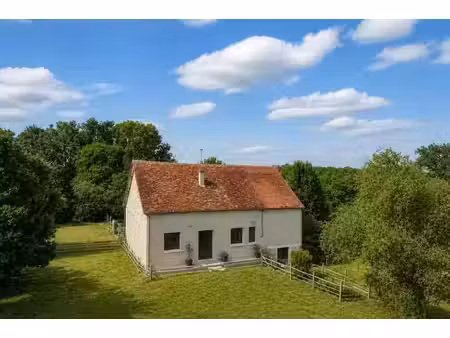 maison de 5 pièces de 123 m² à bossay-sur-claise