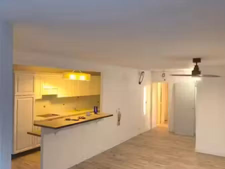 location appartement 1 pièce 10 m² à floirac (33270)