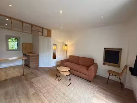 location appartement 1 pièce 24 m² à lescar (64230)