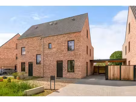 huis te koop in hoogstraten met 4 slaapkamers