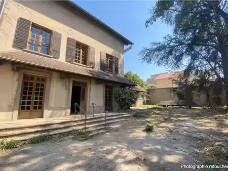 vente maison 8 pièces 160 m² bourgoin-jallieu (38300)