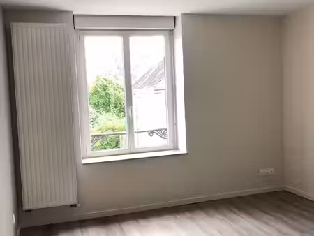 apt 2 pièces - 1er étage