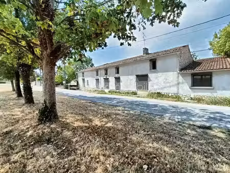 vente maison 11 pièces 283 m² à arces (17120)  231 000 €