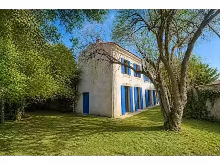 vente maison 6 pièces 161 m² à jau-dignac-et-loirac (33590)  215 000 €
