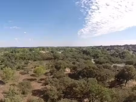 terrain à bâtir de 4600 m² à cavaillon (84)