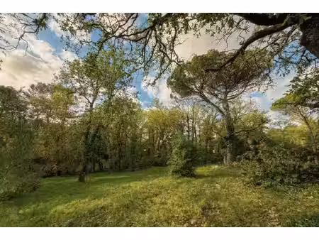 terrain à bâtir de 1266 m² à opio (06)