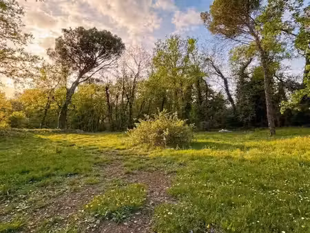 terrain à bâtir de 1316 m² à opio (06)