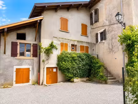 maison de village 4 chambres à sciez à 5min de l'école  2 min de la pharmacie et...