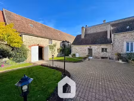 vente maison 10 pièces 214 m² à rouvray (21530)  296 000 €