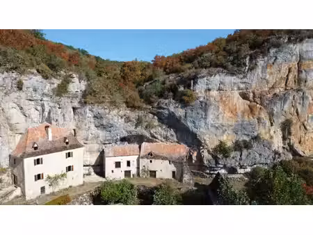 maison troglodyte vallee du cele