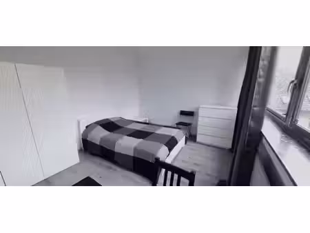 chambre dans une colocation (centre-ville d'arlon)