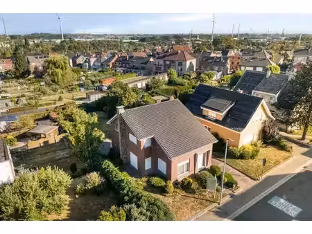 charmante et spacieuse maison (251 m²) avec 4 chambres + gar