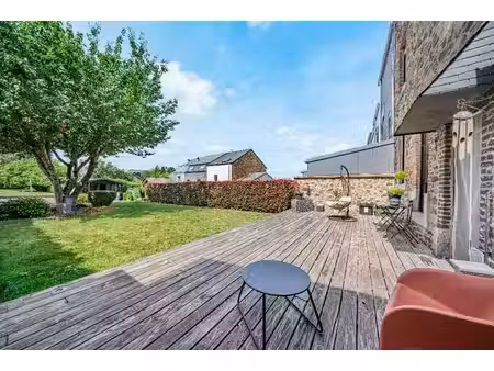 maison spacieuse 3 chambres avec jardin à saint-hubert