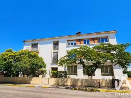 vente immeuble à arles (13104) : à vendre / 380m² arles