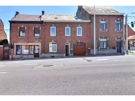maison 3 ch. avec garage  grenier aménageable  cave et remis