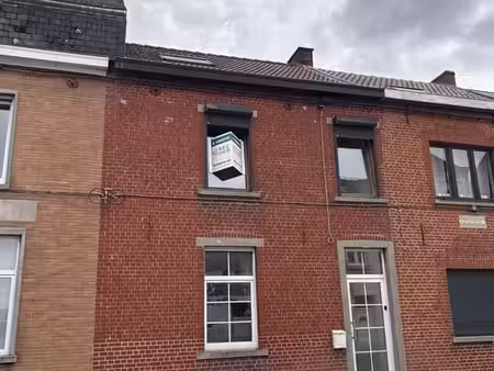 maison en centre de village de ±143m² sur 2a80. 3 ch  jardin