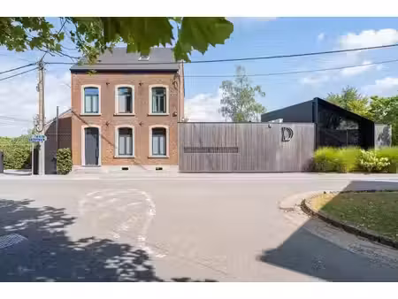 ensemble immobilier unique à verlaine – maison de caractère